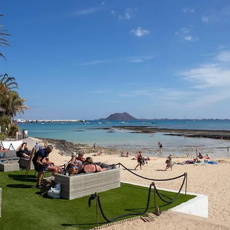 Casa Frida Corralejo Centre, Fibre Wi-Fi, Bars, Restaurants Shops Nearby * 科拉雷侯